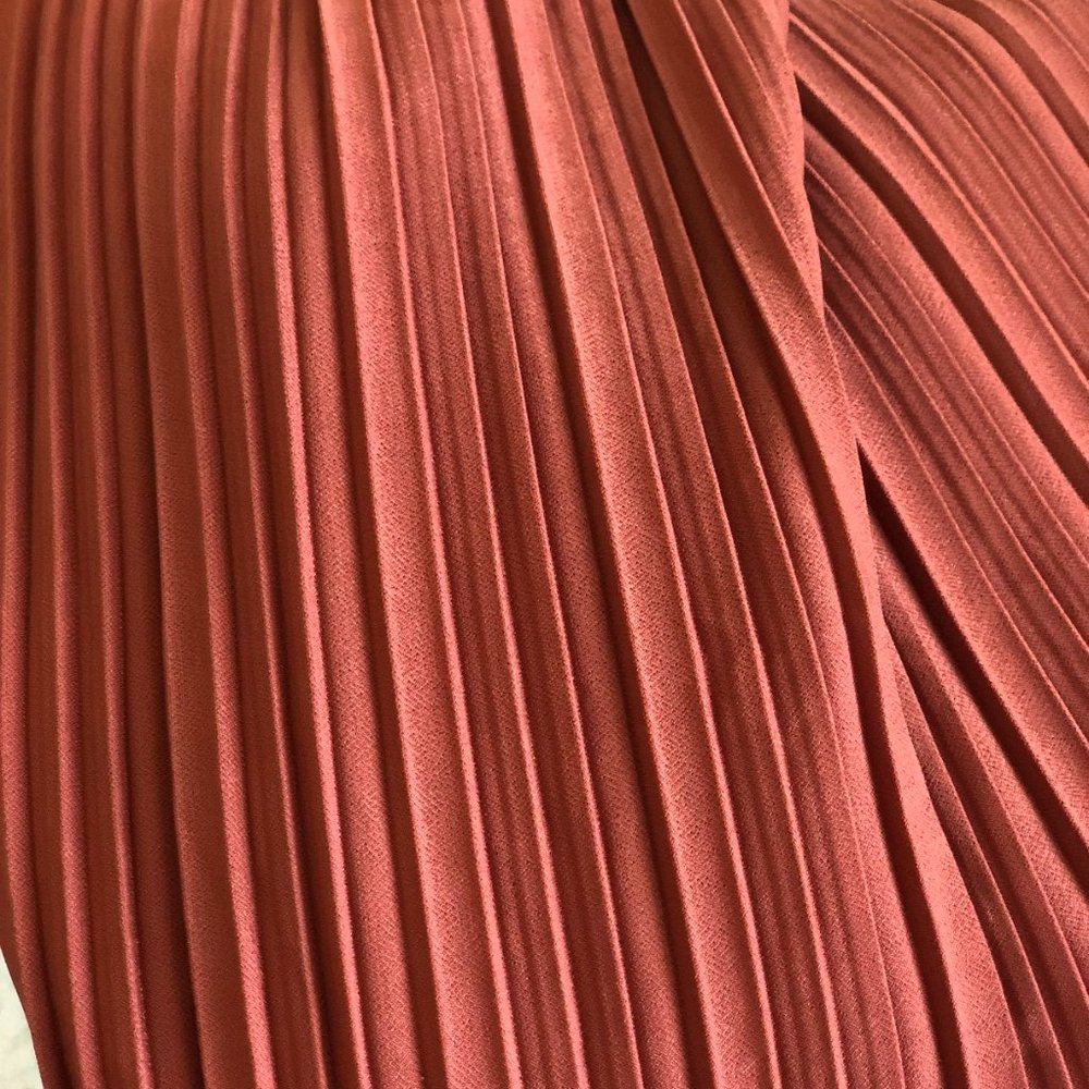 Pleated Tie Waste Skirt
